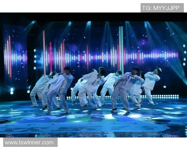 全国街舞大赛点评聚焦上海攀岩队的舞蹈意识与团队协作表现分析 全国街舞大赛点评聚焦上海攀岩队的舞蹈意识与团队协作表现分析