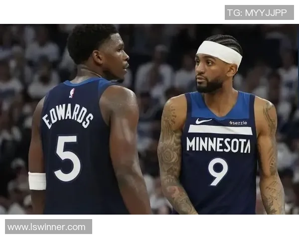 2020年森林狼与猛龙激战回顾精彩瞬间与赛季亮点分析